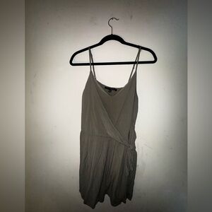 One ❤️Clothing -romper with pockets